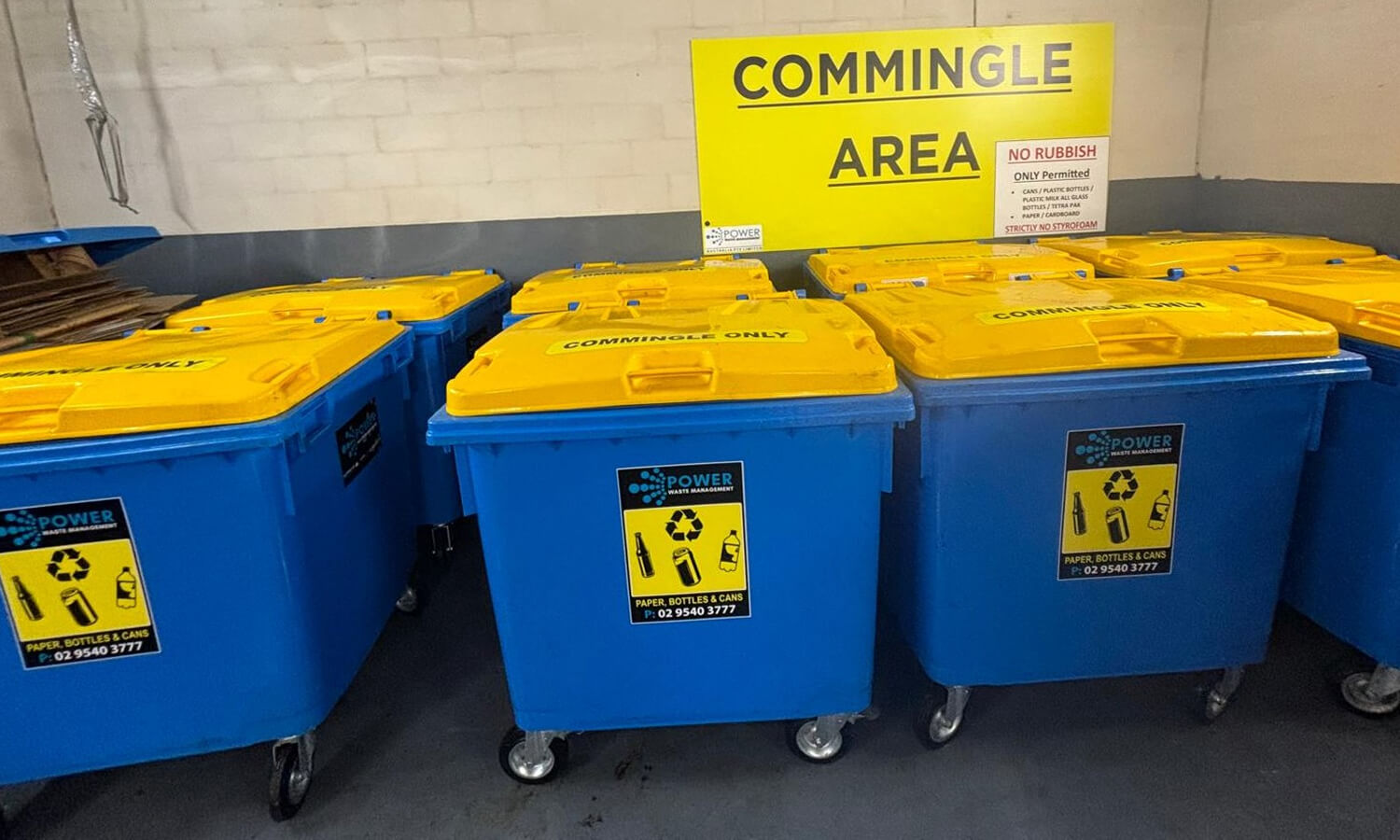 Commercial waste bins for scheduled cleaning services